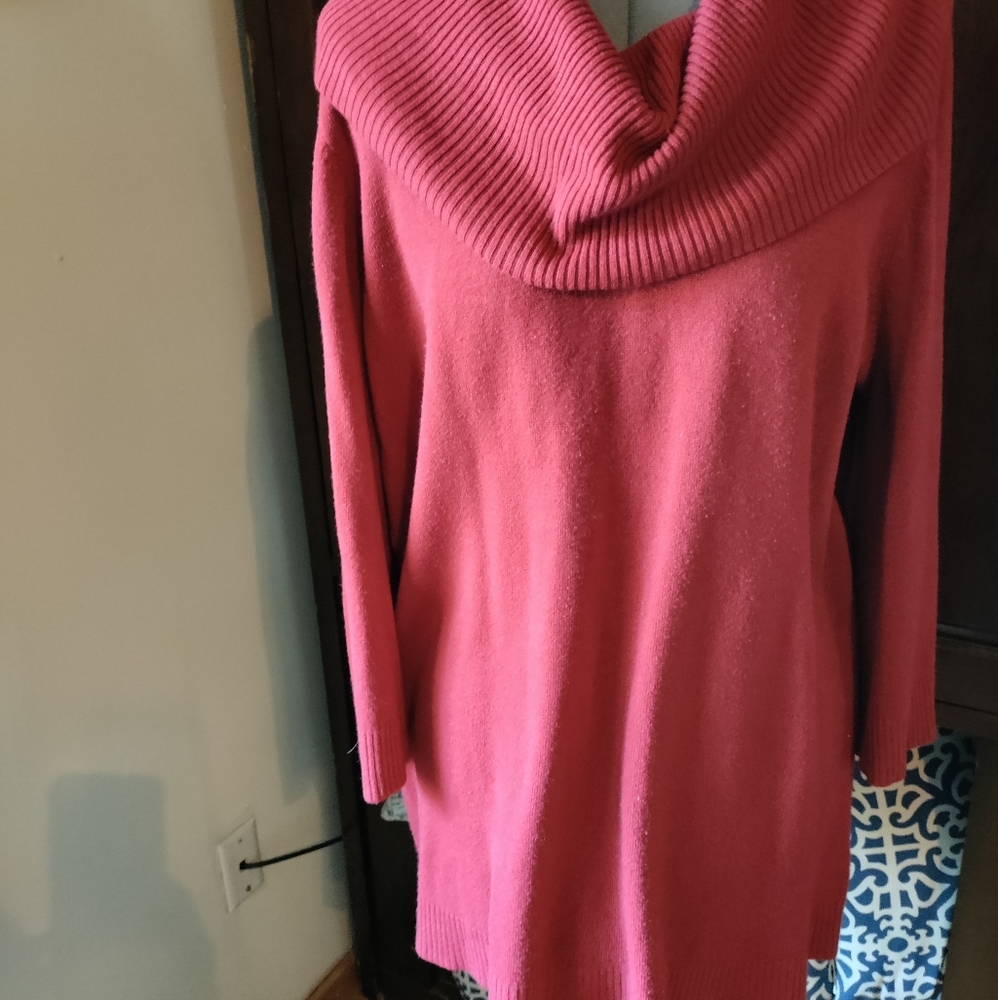 Red cowl neck pull over sweater size 1X